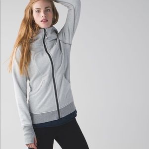 Lululemon Scuba Hoodie III Size 6